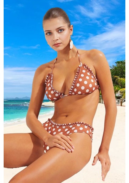 Üçgen Fırfırlı Bikini Takımı Premium Kalite Ergonomik Kesim Su Sporları Için Şık Detaylı fiyatları