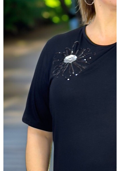 Pul Payet Çiçek Işlemeli Taşlı Bisiklet Yaka Büyük Beden Bluz indirimleri