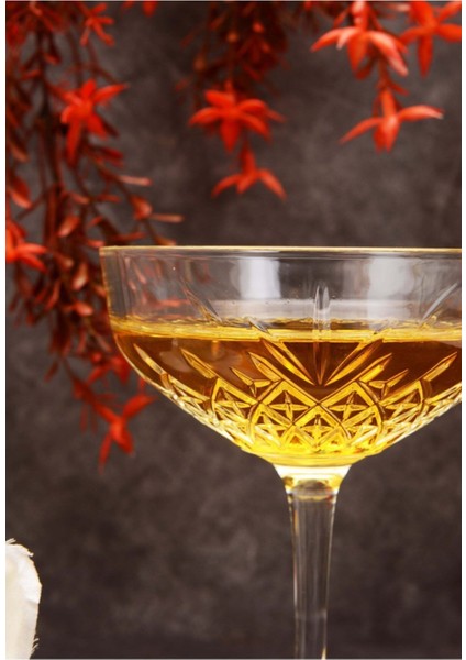 Şık 4'lü Ayaklı Kadeh Seti 255 cc Beyaz Tasarım modelleri