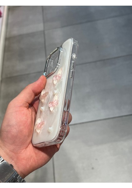 Iphone 16 Pro Uyumlu Kelebek Figürlü Şeffaf Epoksi Sert Silikon Kılıf modelleri