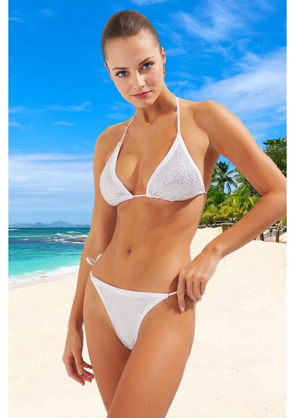 Üçgen Bikini Takımı Şık Detaylı Esnek Kumaş Plaj ve Havuz Için Hızlı Kuruyan Ergonomik Kesim