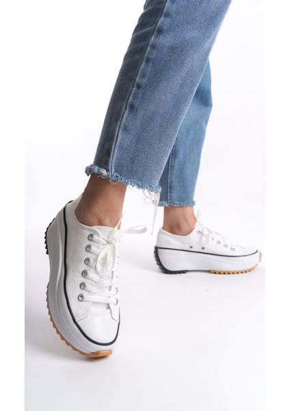 Claıre Bağcıklı Ortopedik Taban Kadın Sneaker Ayakkabı Bt Beyaz fırsatları