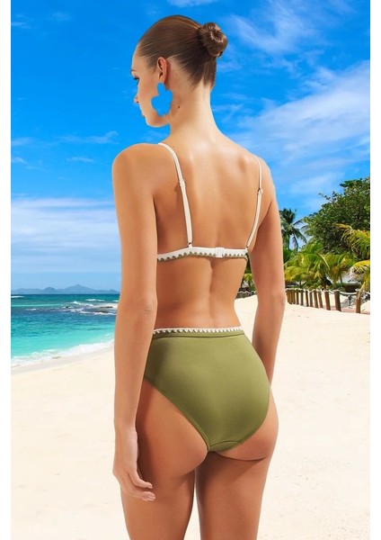 Üçgen Bikini Takımı Ergonomik Kesim Klora Dayanıklı Yüksek Konfor Özel Tasarım Esnek Kumaş modelleri