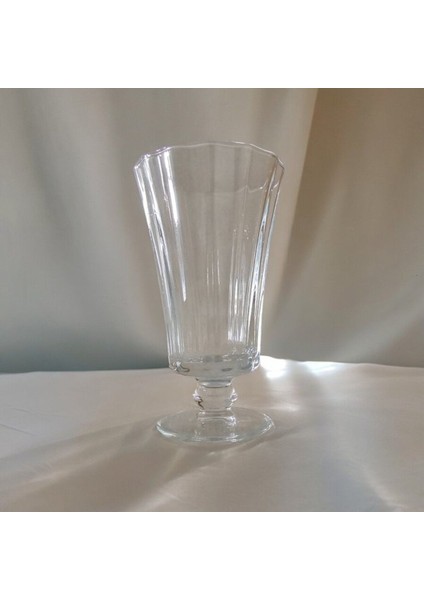 Altı Adet Parlak Beyaz Tatlı, Dondurma ve Kahve Yanı Bardağı Seti