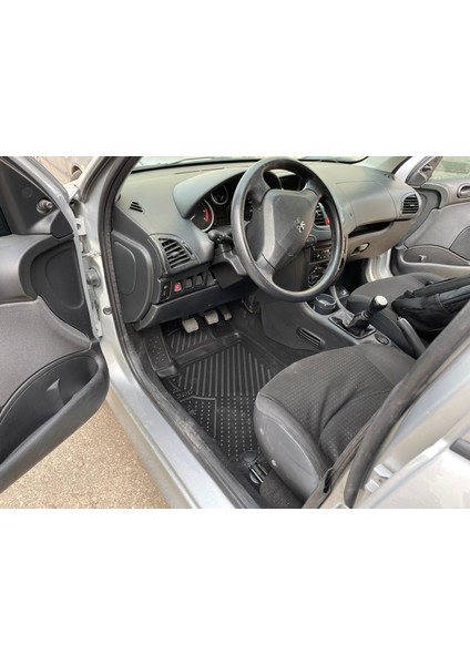 Peugeot 206 3D Siyah Havuzlu Paspas 2007 ve Sonrası