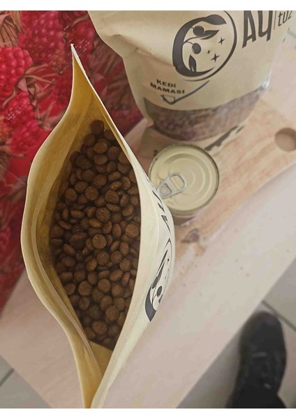 Kuru Mama 1 kg ×2 Adet ve 400GR Yaş Mama fırsatları