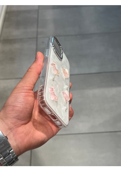 Iphone 15 Uyumlu Kelebek Figürlü Epoksi Tasarım Sert Şeffaf Silikon Kılıf fiyatları