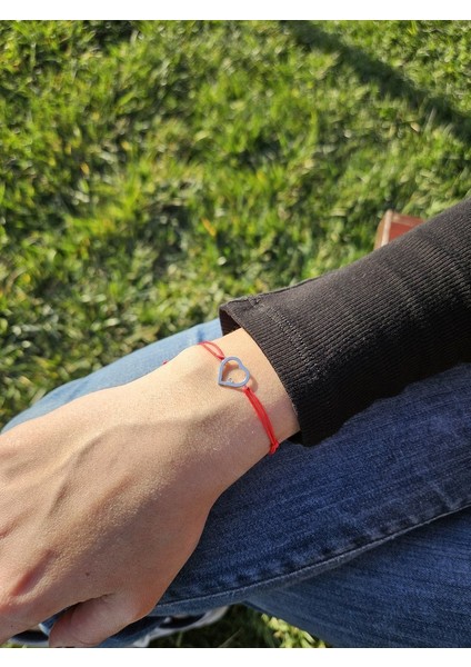 14K Altın Pırlantalı Kalp Kırmızı Ipli Bileklik modelleri
