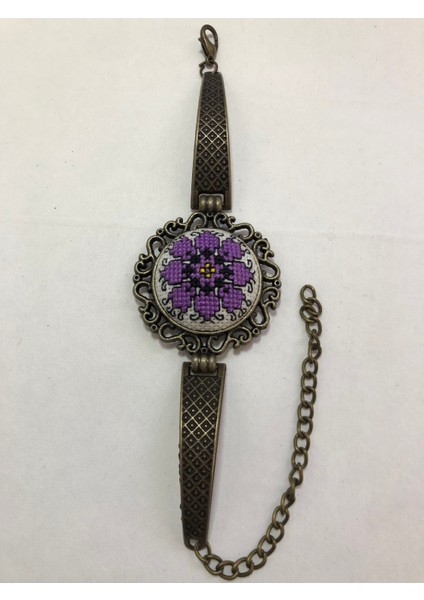 Kanaviçe Işlemeli Bileklik fiyatları