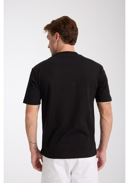 Erkek %100 Pamuk Relax Fit Kertenkele Nakışlı T-Shirt indirimleri