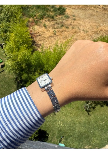 Retro Minimal Boncuk Kordon Vintage Kadın Kol Saati fiyatları