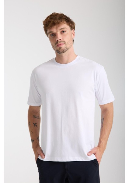 Erkek %100 Pamuk Relax Nakış Detaylı T-Shirt indirimleri