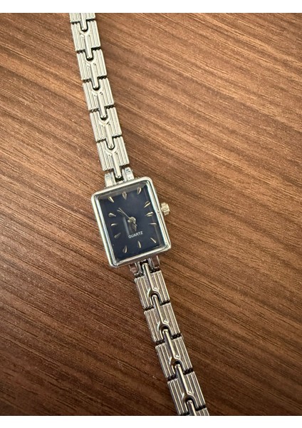 Retro Minimal Boncuk Kordon Vintage Kadın Kol Saati