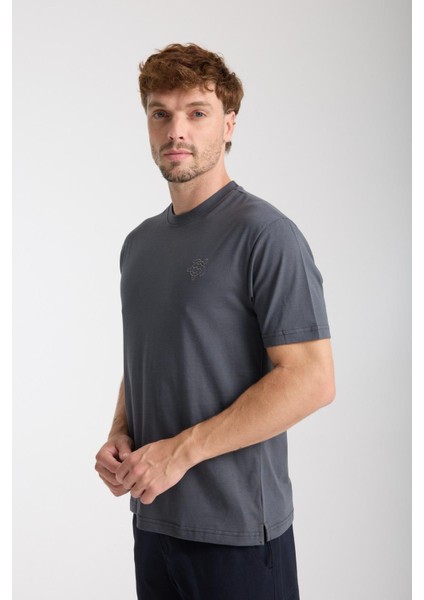 Erkek %100 Pamuk Relax Kaplumbağa Nakışlı T-Shirt modelleri