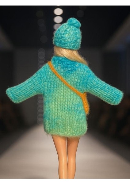 Barbie Bebek Için El Örgüsü Kazak Çanta Şapka Üçlü Kombin (Barbie Bebek Dahil Değildir) fiyatları