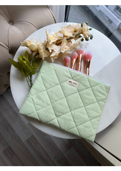 Yeşil Pötikare Çok Amaçlı Organizer Çanta, Pratik ve Şık Tasarım