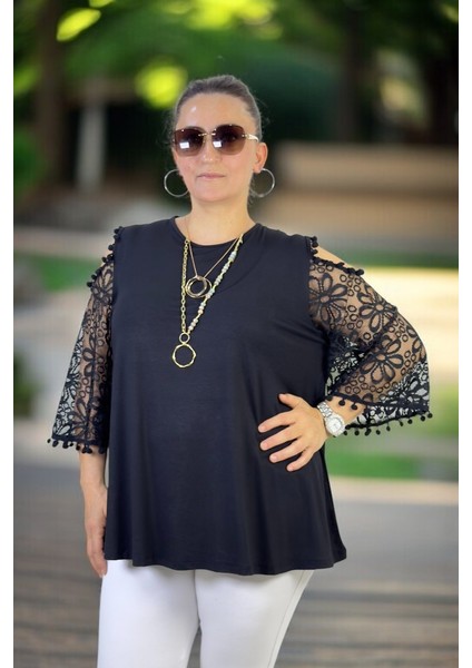 Pencere Detaylı Kolları Dantel Bisiklet Yaka Büyük Beden Bluz Siyah fırsatları