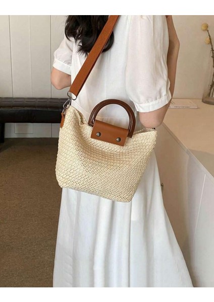 Lüks El ve Omuz Çantası Hasır Malzeme ile Şık Tasarım 2024 İlkbahar-Yaz Koleksiyonu fiyatları