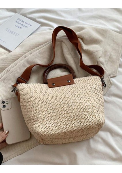 Lüks El ve Omuz Çantası Hasır Malzeme ile Şık Tasarım 2024 İlkbahar-Yaz Koleksiyonu modelleri