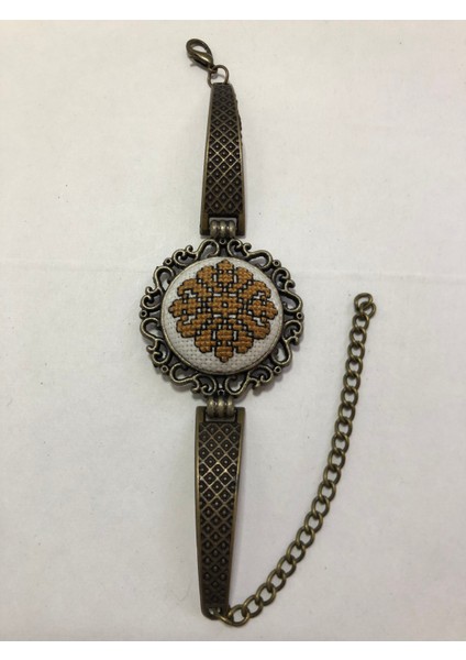 Kanaviçe Işlemeli Bileklik fiyatları