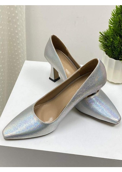 0000028 Renk: Gümüş Parıltılı Stiletto Günlük Topuklu Ayakkabı