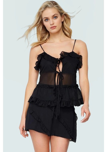 Askılı Bağlama Detaylı Tül Bluz Polyester Regular Kalıp Yazlık Rahat Kullanım Şık Görünüm modelleri