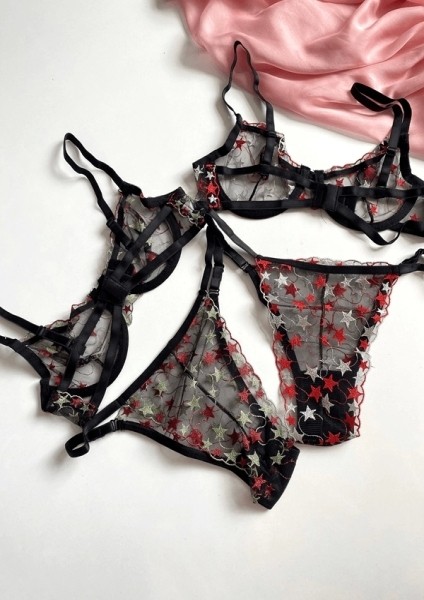 2'li Avantaj Paket 4 Parça Yıldız Işlemeli Desteksiz Balenli Sütyen Takım (Gizli Gönderi) fiyatları