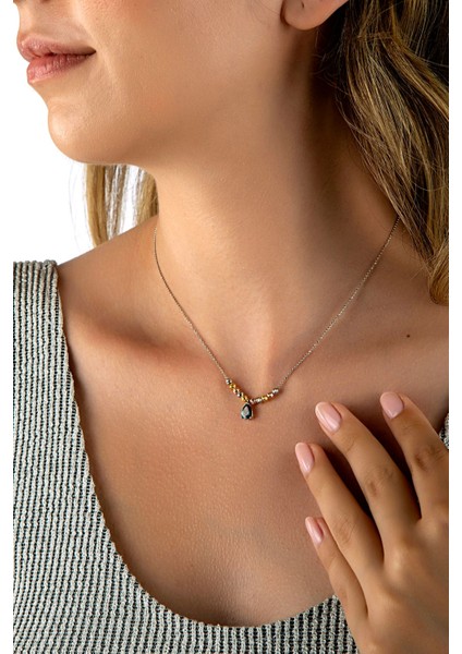 925 Ayar Gümüş Tek Damla Sultanit Taşlı Renkli Dorika Detaylı Top Zincirli Kolye modelleri