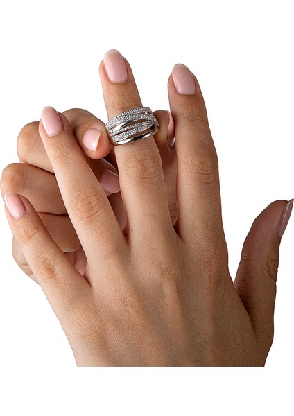 925 Ayar Gümüş 6 Sıra Bantlı Taşlı Yüzük fırsatları