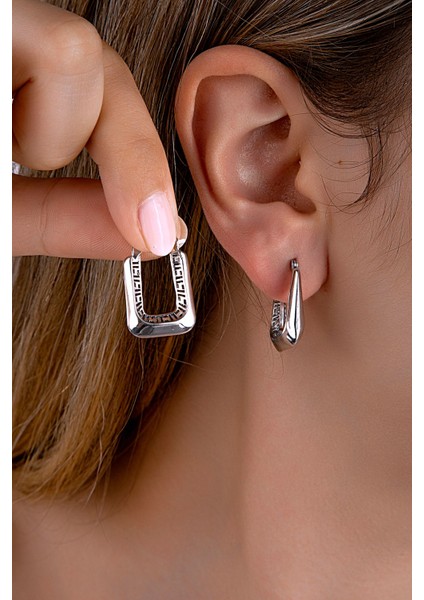 925 Ayar Gümüş Oymalı Dikdörtgen Küpe