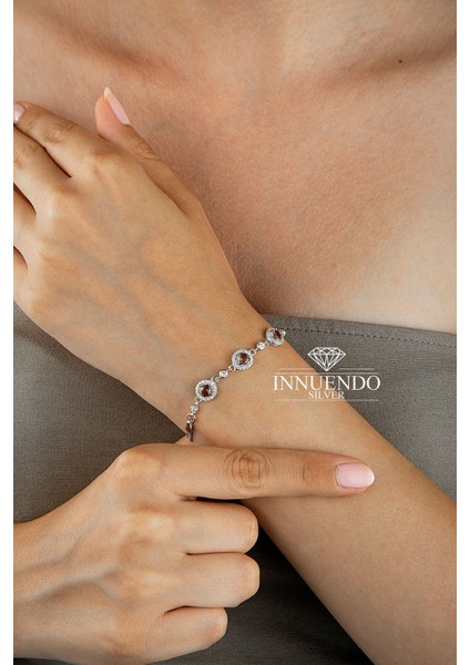 925 Ayar Gümüş Yuvarlak Kesim Taş Çerçeveli Sultanit Taşlı Kutu Zincirli Bileklik fiyatları