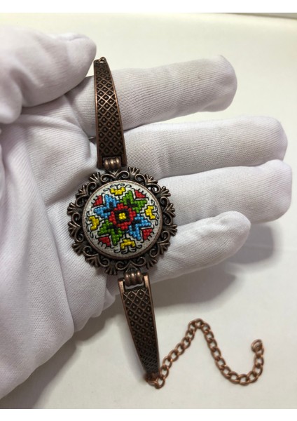 Kanaviçe Işlemeli Bileklik modelleri