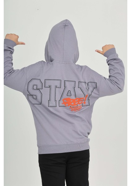 Erkek Çocuk Stay Baskılı Sweatshirt indirimleri