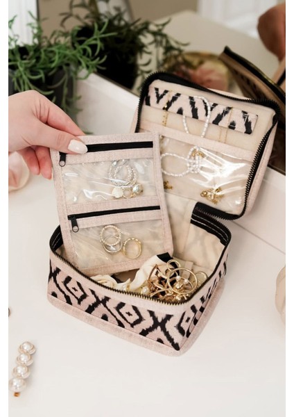 Şık Bej Seyahat Takı Organizeri, Düzenli ve Havalı Saklama Çözümü