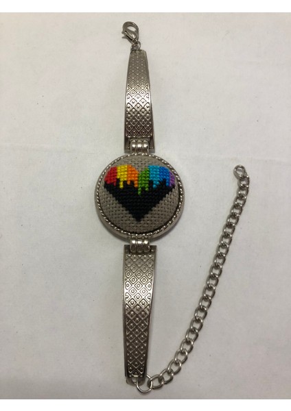 Kanaviçe Işlemeli Bileklik fiyatları