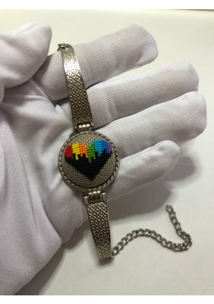 Kanaviçe Işlemeli Bileklik modelleri