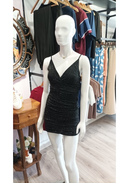 Simli Büzgü Model Mini Gece Elbisesi
