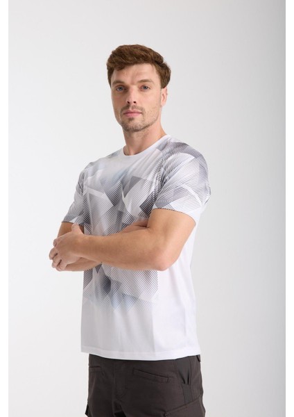 Drytouch Kumaş Bisiklet Yaka T-Shirt – Su Emme ve Terletmeme Özelliğiyle Konforlu