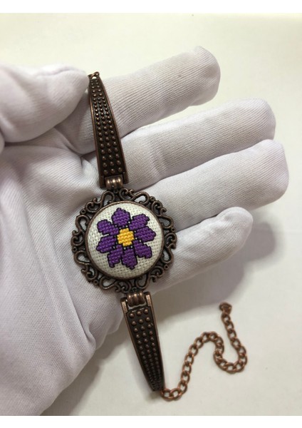 Kanaviçe Işlemeli Bileklik modelleri