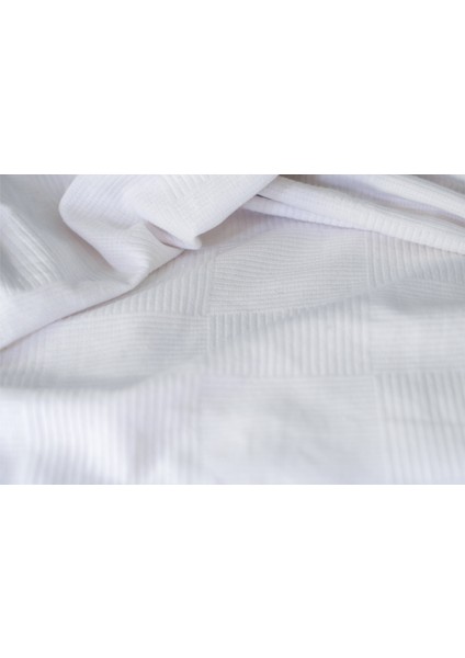 Beyaz Pike Büyük Dama Desenli Tek Kişilik 160X230 cm fırsatları