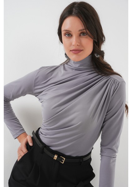 925 Büzgü Detaylı Sandy Bluz - Gri fırsatları
