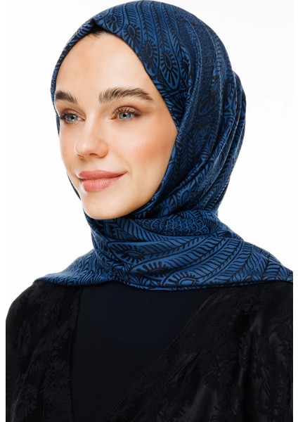Mayra Desen Çift Taraflı Şal Siyah-Indigo modelleri