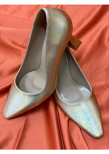 0000032 Renk Gold (Sarı) Desenli Topuklu Kadın Ayakkabı Stiletto