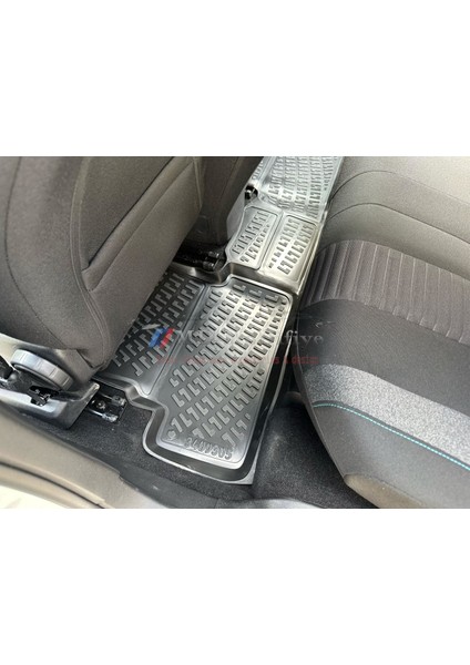 Peugeot 3008 3D Siyah Havuzlu Paspas 2017 ve Sonrası