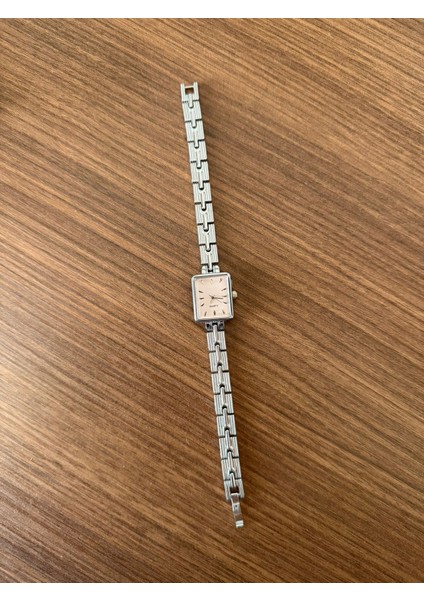 Retro Minimal Boncuk Kordon Vintage Kadın Kol Saati fırsatları