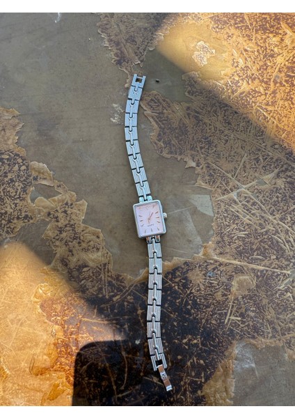 Retro Minimal Boncuk Kordon Vintage Kadın Kol Saati