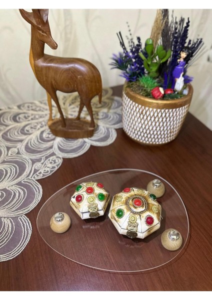 Şeffaf Takı ve Aromaterapi Düzenleyici, Beyaz, Lüks ve Şık Tasarım