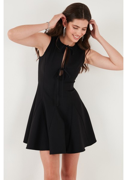 Regular Fit Kloş Etekli Bağlama Detaylı Kolsuz Mini Elbise Bayan Elbise 6525592 indirimleri