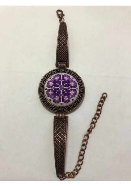 Kanaviçe Işlemeli Bileklik fiyatları