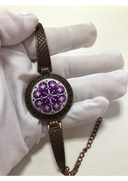 Kanaviçe Işlemeli Bileklik modelleri